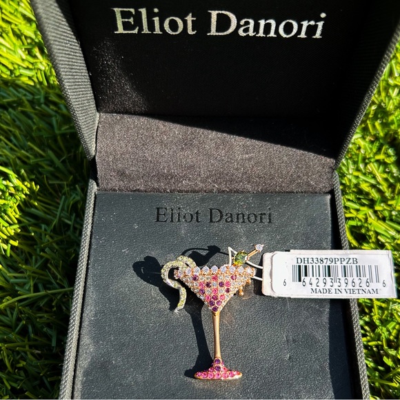 ✨NWT Cosmo Crystal Eliot Denori pin Pink and sparkly in box with original tags - Picture 3 of 4